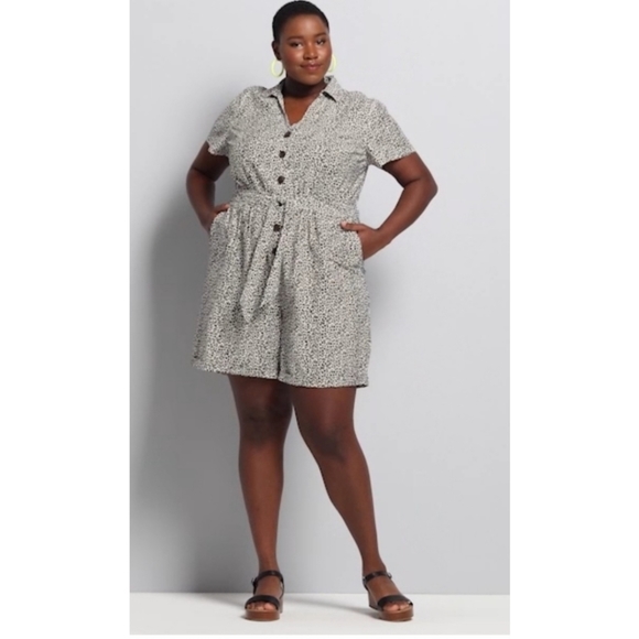Lane Bryant safari shorts romper Size 18 leopard cheetah animal print - Picture 8 of 8